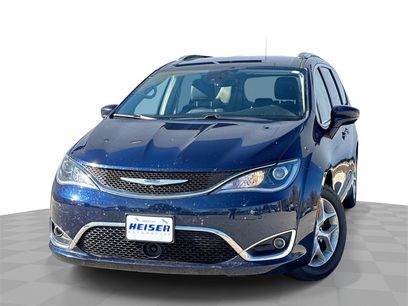 Used 2017 Chrysler Pacifica Touring-L Plus