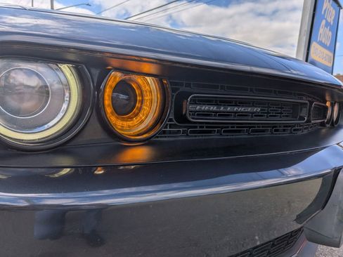 Used 2017 Dodge Challenger SXT w/ Blacktop Package RWD image 9