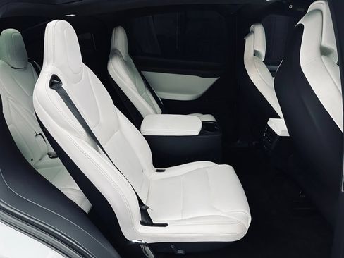 Used 2018 Tesla Model X 75D AWD/4WD image 21