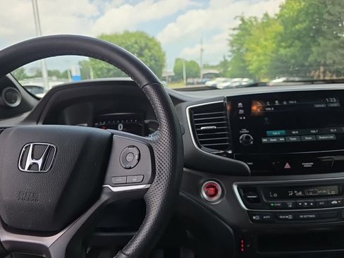 Used 2023 Honda Passport EX-L image 21
