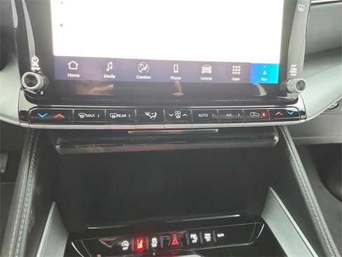 New 2026 Jeep Grand Wagoneer 4WD image 31