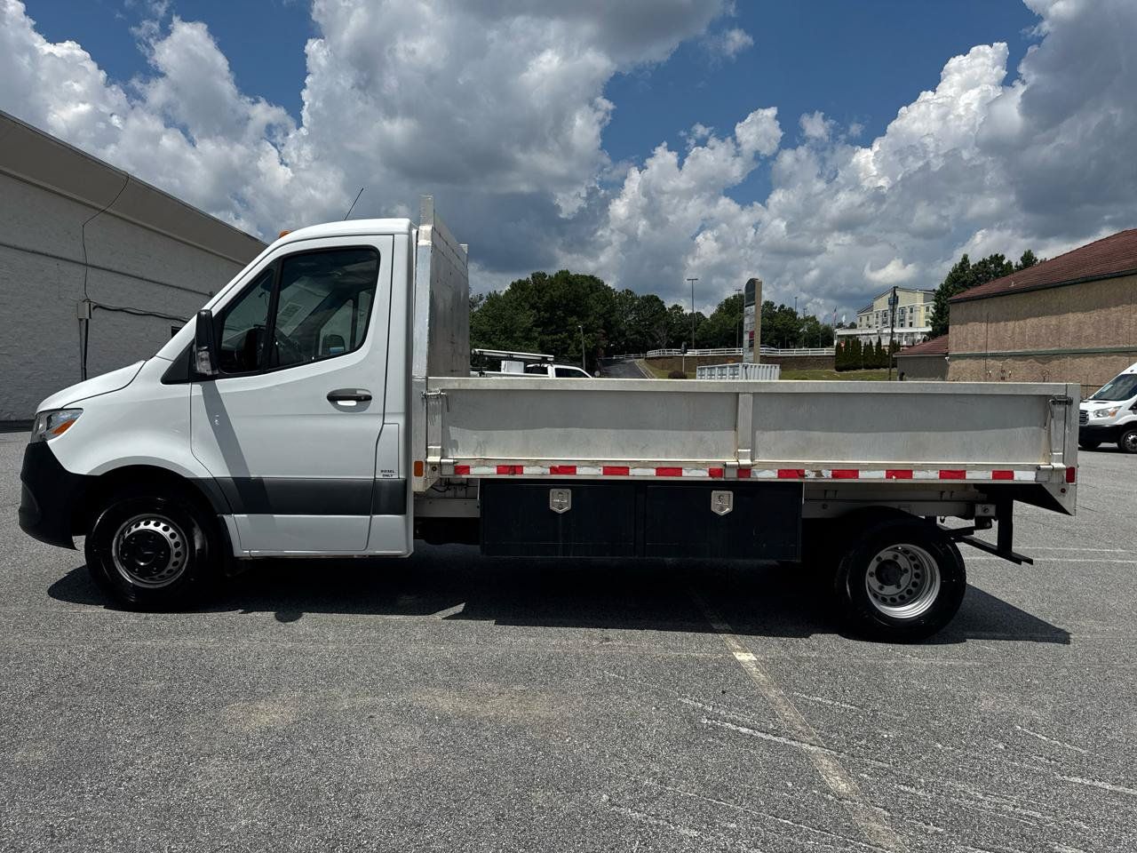 Used 2019 Mercedes-Benz Sprinter 170 w/ Premium Plus Package image 12