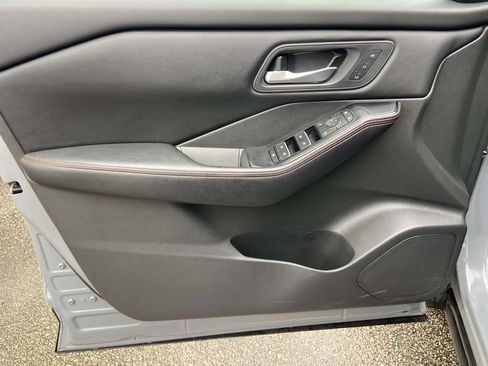 Used 2025 Nissan Rogue SV w/ Rock Creek Premium Package AWD/4WD image 15