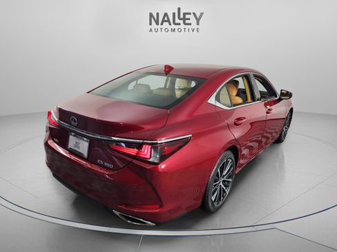 New 2025 Lexus ES 350 w/ Premium Package image 5