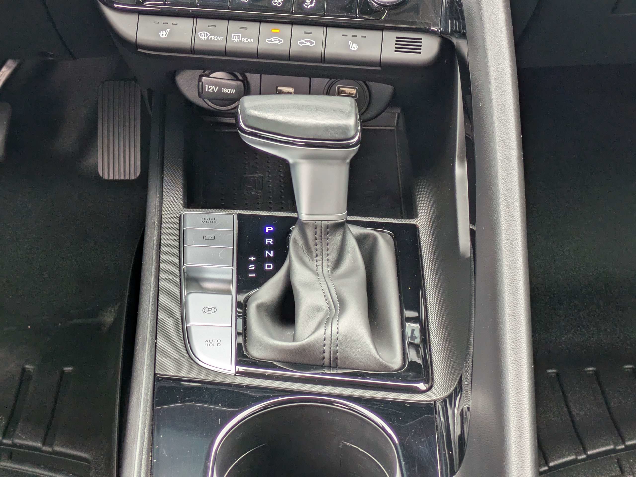 Certified 2023 Hyundai Elantra Limited w/ Preferred Accessory Package FWD image 17