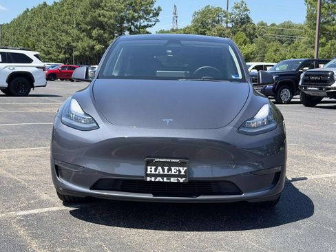 Used 2023 Tesla Model Y Long Range AWD/4WD image 23