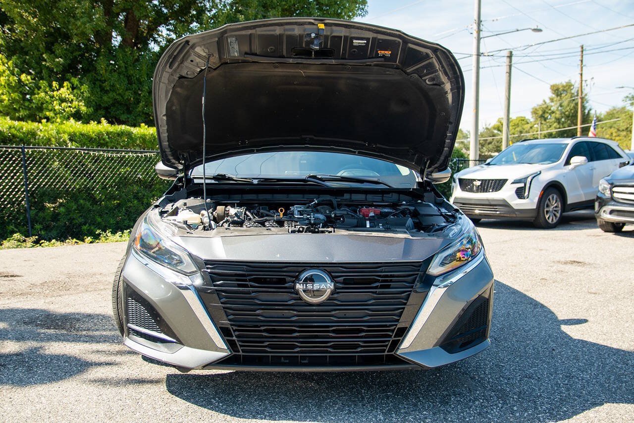 Used 2023 Nissan Altima 2.5 SV FWD image 15
