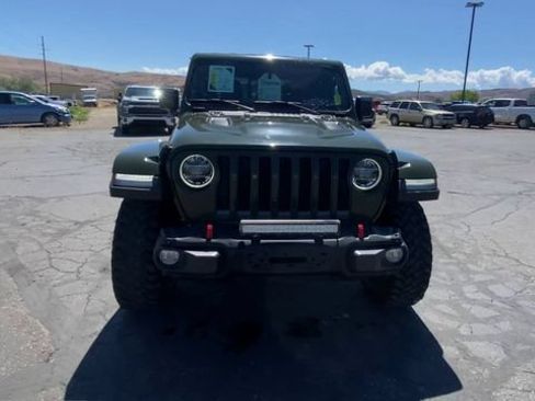 Used 2022 Jeep Gladiator Rubicon w/ LED Lighting Group AWD/4WD image 3