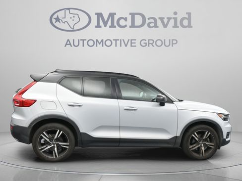 Used 2020 Volvo XC40 T5 R-Design w/ Protection Package Premier AWD/4WD image 9