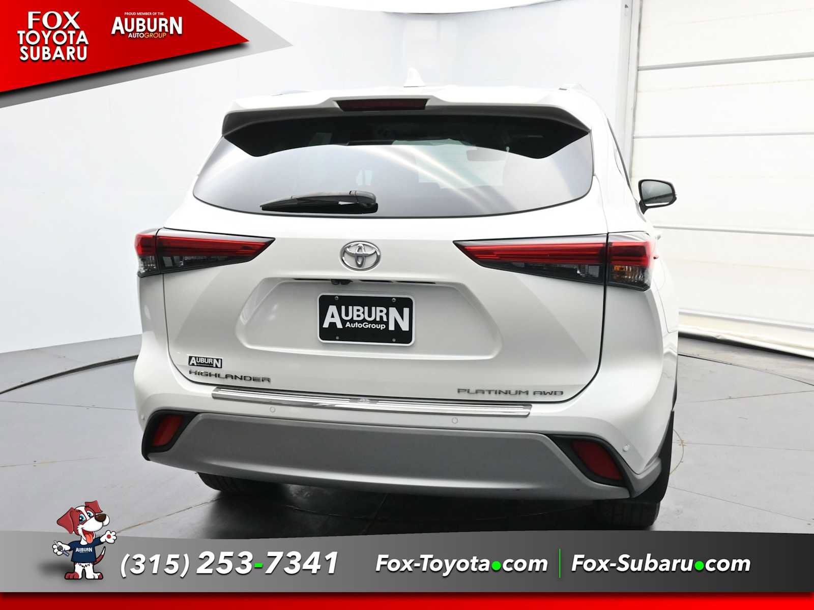 Used 2020 Toyota Highlander Platinum AWD/4WD image 4