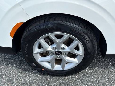 Used 2023 Kia Soul LX w/ Option Group 015 FWD image 20