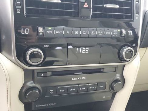 Used 2023 Lexus GX 460 Premium w/ Premium Package AWD/4WD image 29