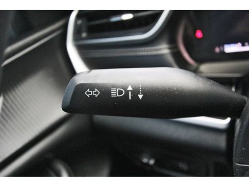 Used 2024 Jeep Grand Cherokee Laredo AWD/4WD image 11