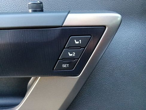 New 2026 Toyota Tundra Platinum AWD/4WD image 13