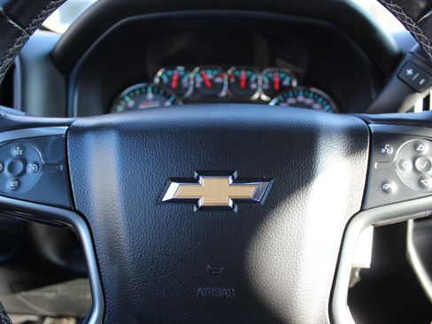 Used 2018 Chevrolet Silverado 1500 LT w/ All Star Edition image 24