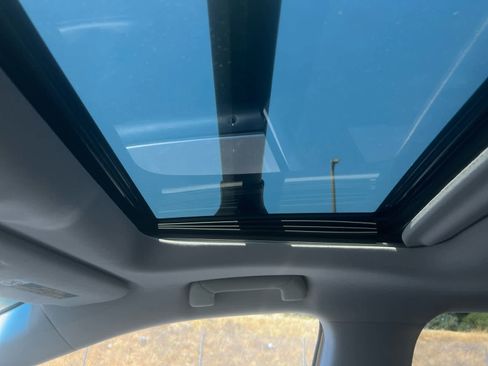 Used 2019 Lexus RX 450hL Premium image 29