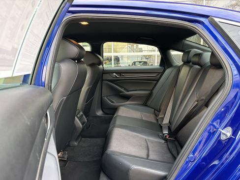 Used 2022 Honda Accord Sport image 12