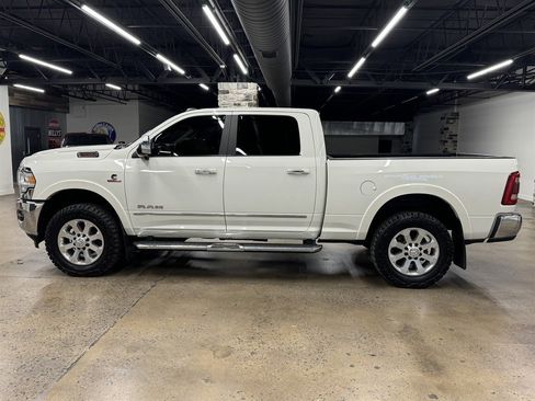 Used 2019 RAM 3500 Laramie AWD/4WD image 4
