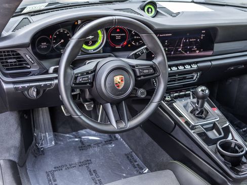 Certified 2024 Porsche 911 Carrera T RWD image 11