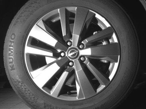 Used 2025 Nissan Pathfinder SV AWD/4WD image 13