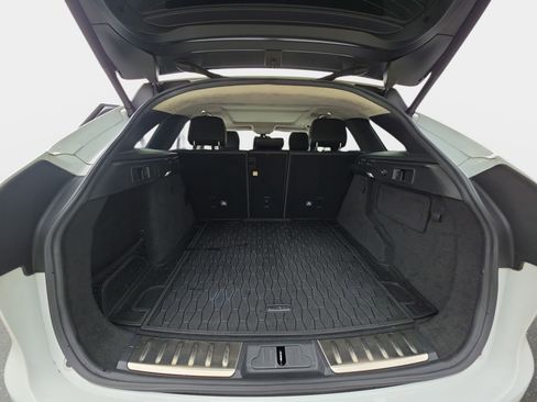 Used 2019 Jaguar F-PACE Premium AWD/4WD image 12