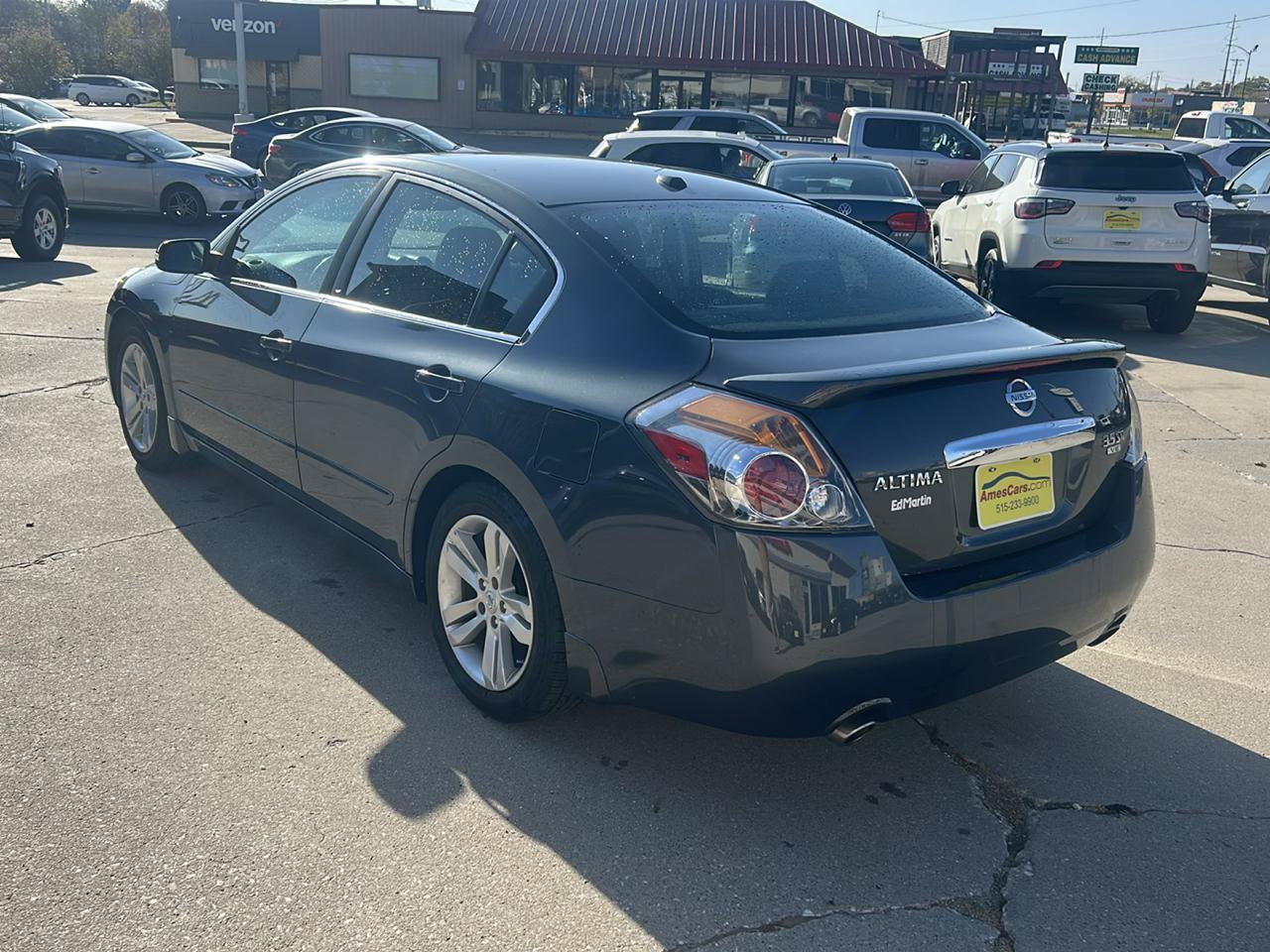 Used 2011 Nissan Altima 3.5 SR w/ 3.5SR Premium Pkg FWD image 5