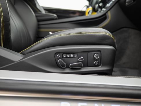 Used 2024 Bentley Continental GT image 20