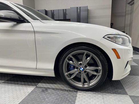 Used 2017 BMW M240i xDrive Coupe image 9