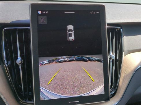 New 2026 Volvo XC60 B5 Core image 19