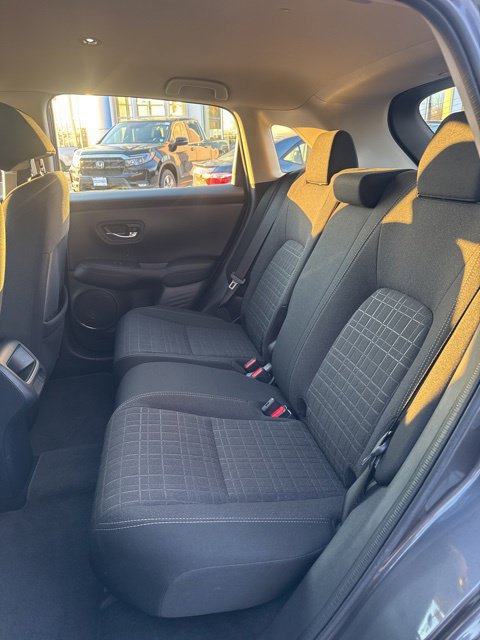 Used 2023 Honda HR-V LX image 10