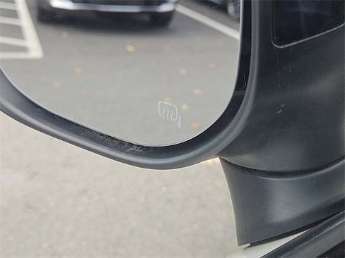 Used 2020 Subaru Crosstrek Hybrid w/ Moonroof Package w/Navigation image 22