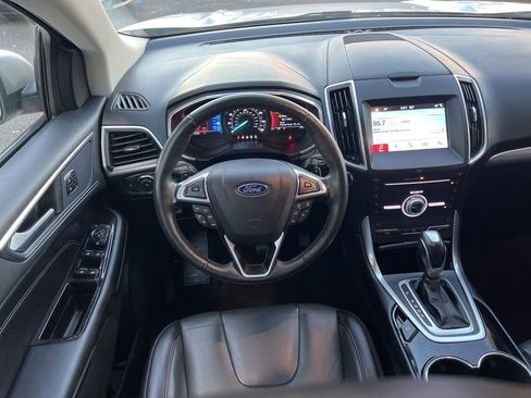 Used 2017 Ford Edge Titanium image 20