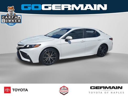 Used 2024 Toyota Camry SE FWD image 12