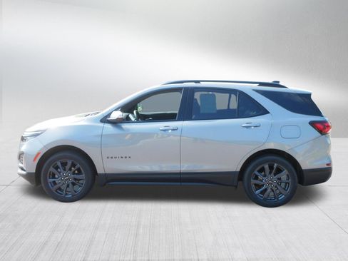 Used 2024 Chevrolet Equinox RS w/ RS Leather Package AWD/4WD image 4