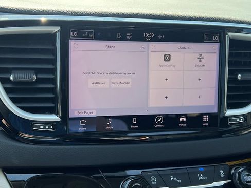 Used 2023 Chrysler Pacifica Touring-L FWD image 19