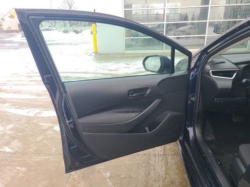 Used 2024 Toyota Corolla LE image 17