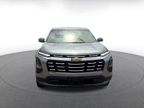 Used 2025 Chevrolet Equinox LT FWD image 4