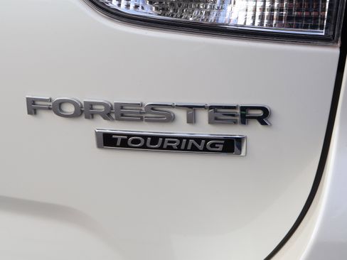 Used 2024 Subaru Forester Touring w/ POP Package 3 image 17