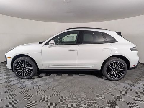 New 2026 Porsche Macan AWD/4WD image 2