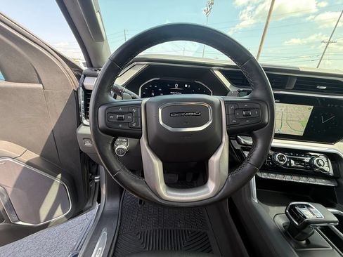 Used 2023 GMC Sierra 1500 Denali AWD/4WD image 16