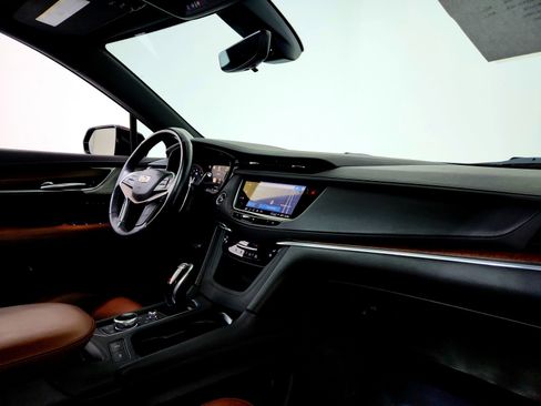 Used 2021 Cadillac XT5 Sportv image 17