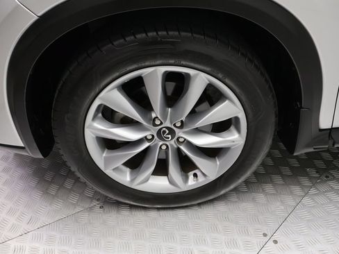 Used 2021 INFINITI QX50 Luxe w/ Cargo Package FWD image 4