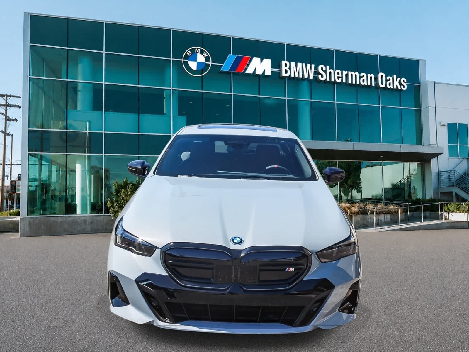 New 2026 BMW i5 M60 w/ Dynamic Handling Package AWD/4WD image 2