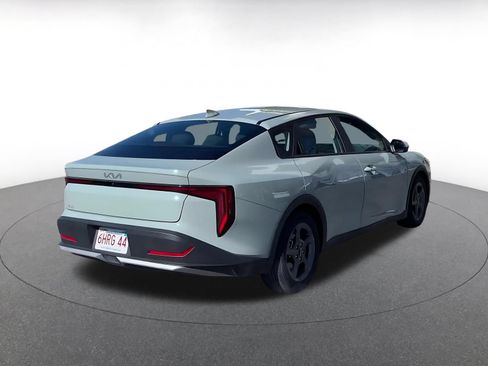 Used 2025 Kia K4 FWD image 14
