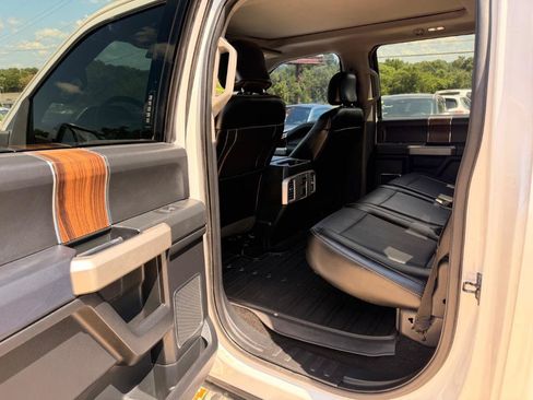 Used 2015 Ford F150 Lariat AWD/4WD image 14