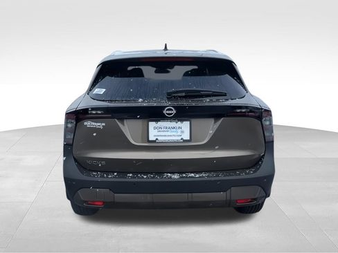 New 2026 Nissan Kicks SV FWD image 7