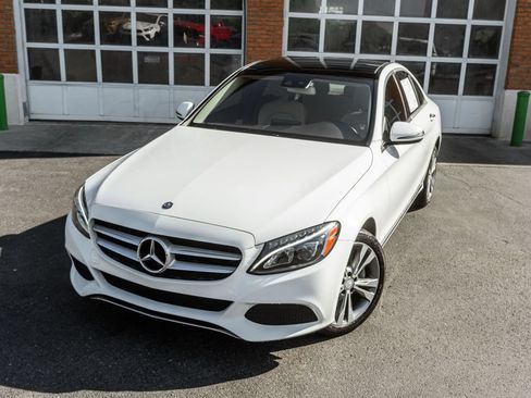 Used 2017 Mercedes-Benz C 300 4MATIC Sedan image 2