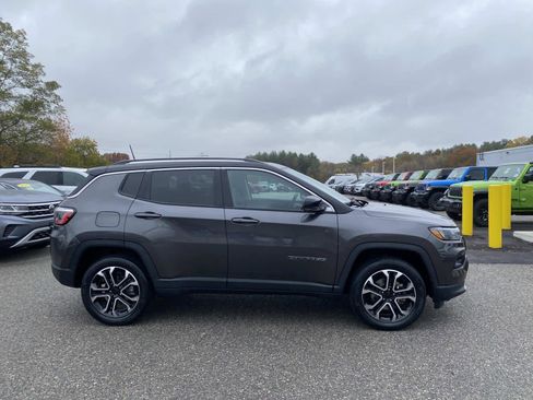 Certified 2022 Jeep Compass Limited w/ Sun and Sound Group image 2