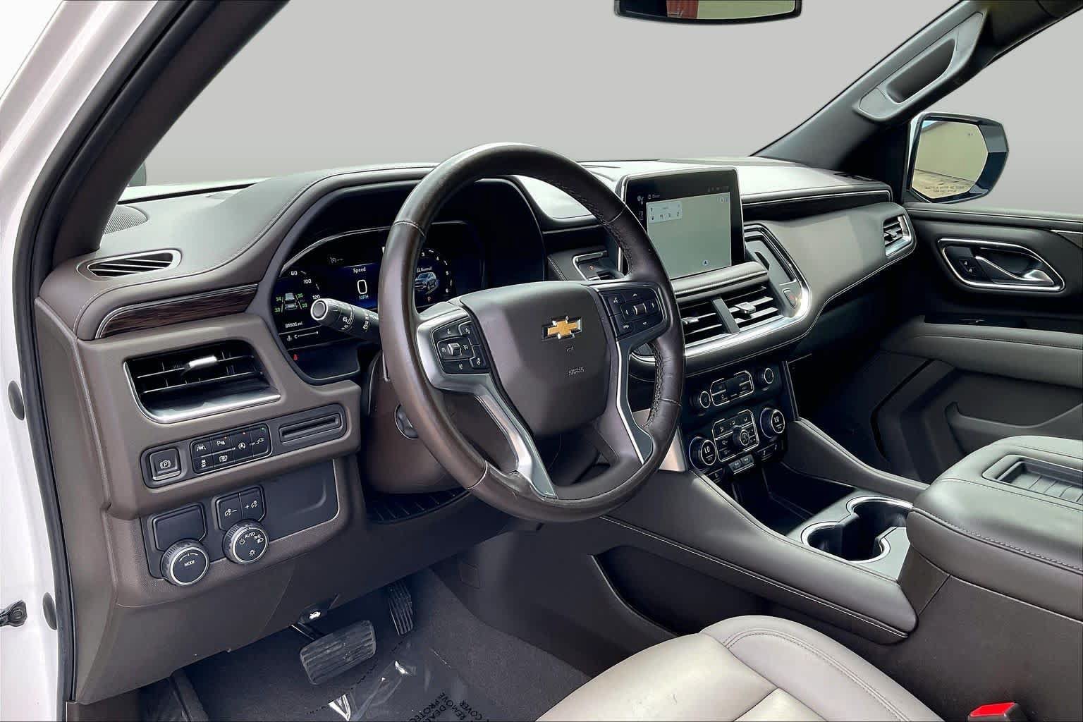 Used 2022 Chevrolet Tahoe LT w/ LT Signature Plus Package RWD image 14