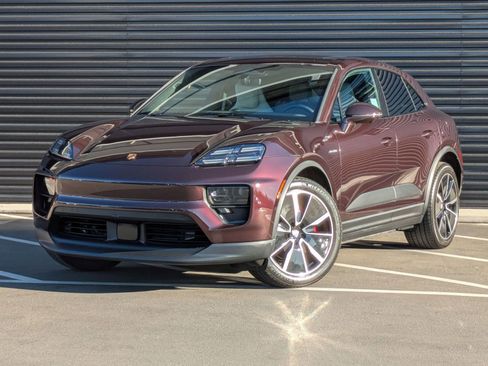 Certified 2025 Porsche Macan 4S Electric image 1
